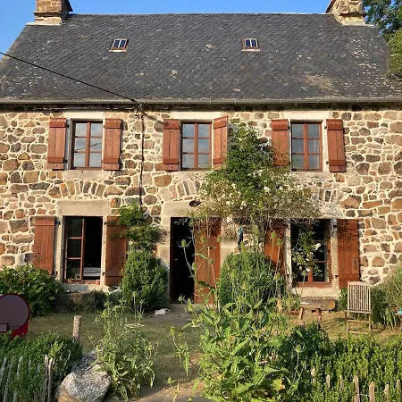 Authentic With Charm In The Heart Of The Auvergne Volcanoes Σπίτι διακοπών Saint-Hippolyte (Cantal)