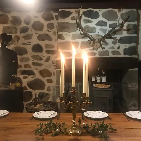Authentic With Charm In The Heart Of The Auvergne Volcanoes Σπίτι διακοπών *
