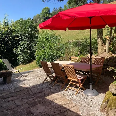 Authentic With Charm In The Heart Of The Auvergne Volcanoes *