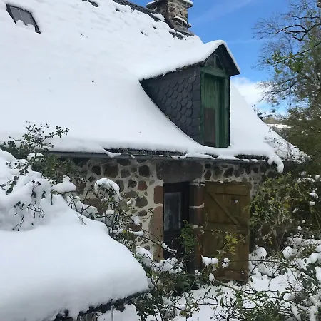 別荘 Authentic With Charm In The Heart Of The Auvergne Volcanoes
