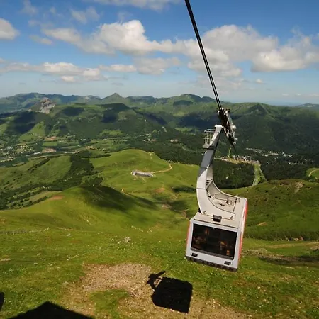 Σπίτι διακοπών Authentic With Charm In The Heart Of The Auvergne Volcanoes